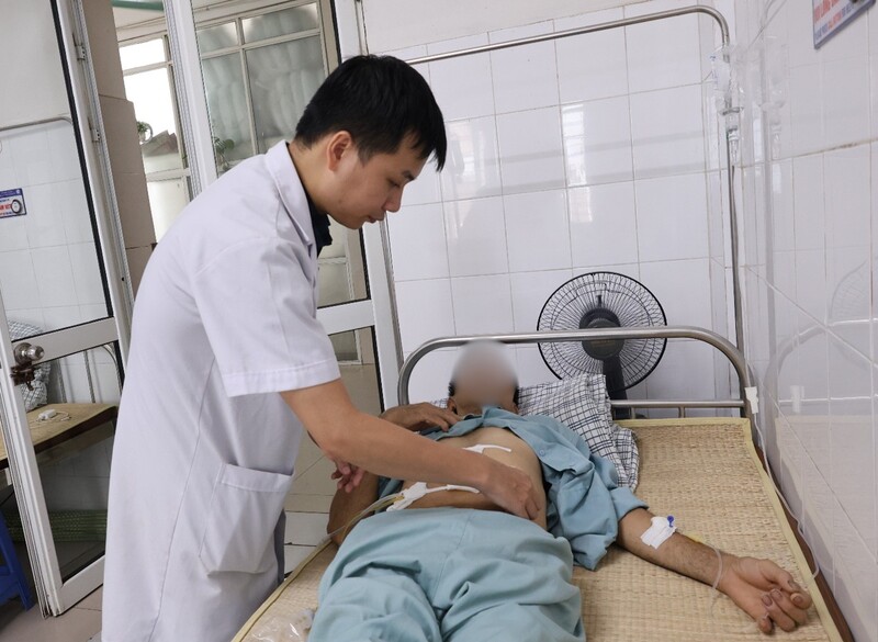Bệnh viện đa khoa tỉnh Phú Thọ 10 chiec tam dai 7 cm xuyen thung ta trang 3