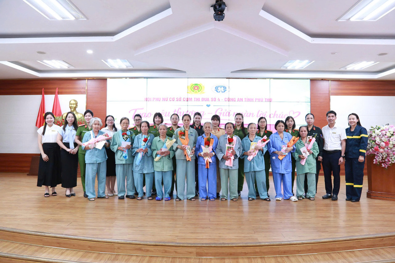 Bệnh viện đa khoa tỉnh Phú Thọ 37