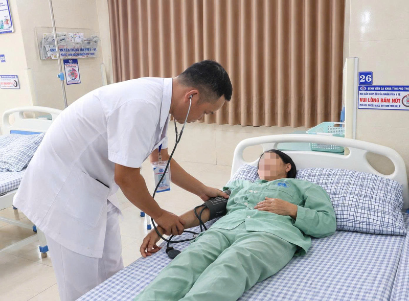 Bệnh viện đa khoa tỉnh Phú Thọ 35 khoi u lon vung goc ham phai 3